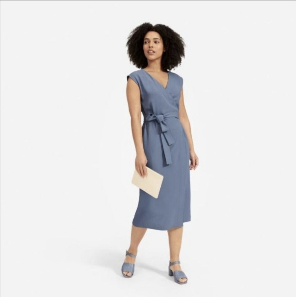 Everlane GoWeave Short sleeve wrap dress Dusty Blue